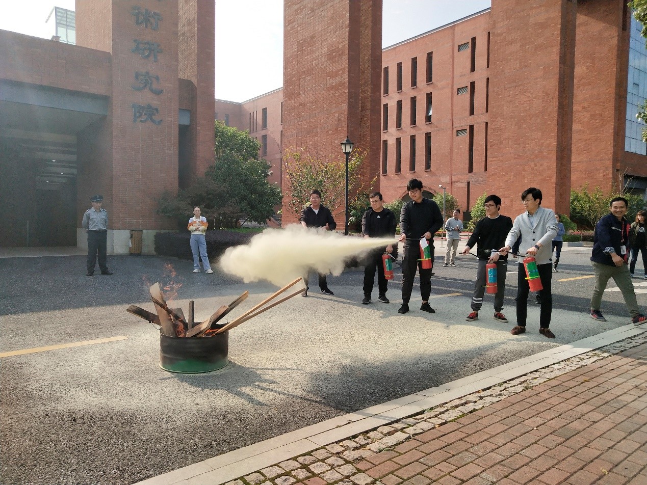 香港大学浙江科学技术研究院成功开展2020年消防安全系列教育